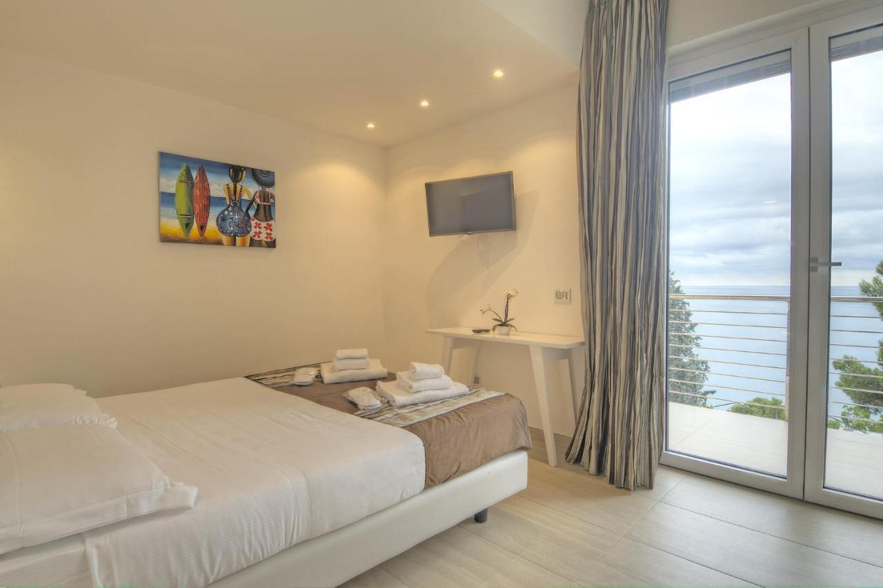Residenza Ginepri 69 Apartment Bergeggi Exterior photo